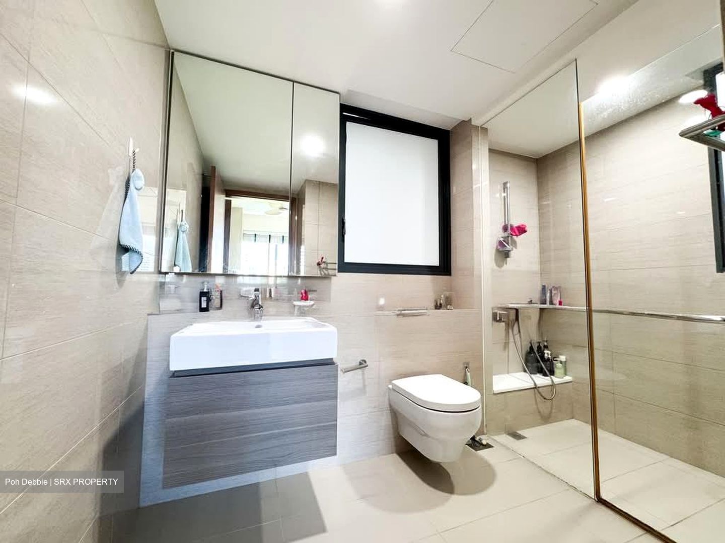 Belysa (D18), Condominium #595750781